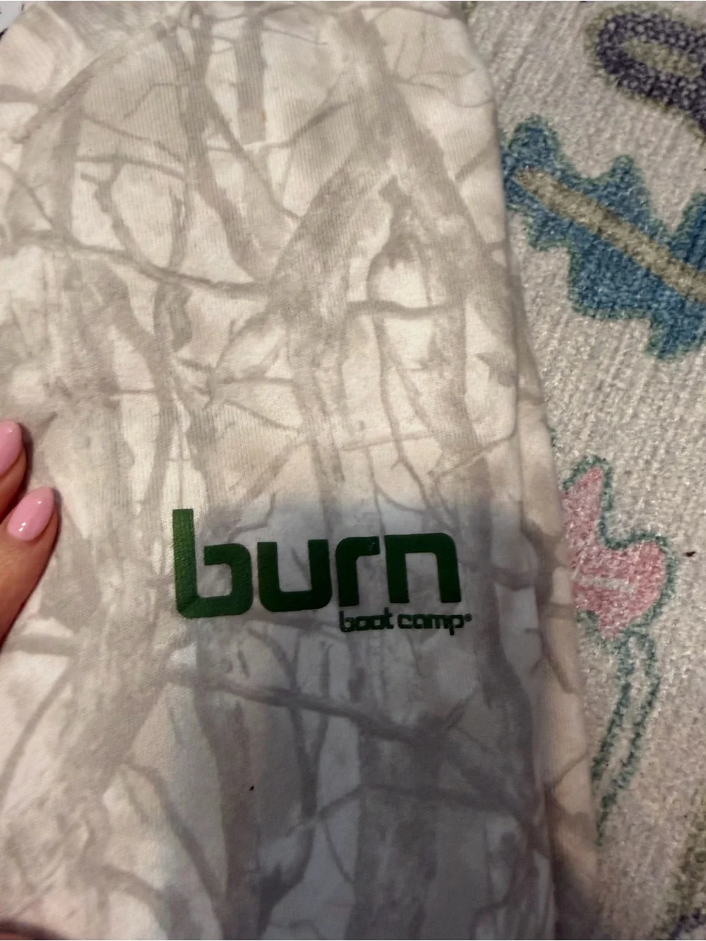 burn Crewneck Sweatshirt in camo - Picture 3 of 5